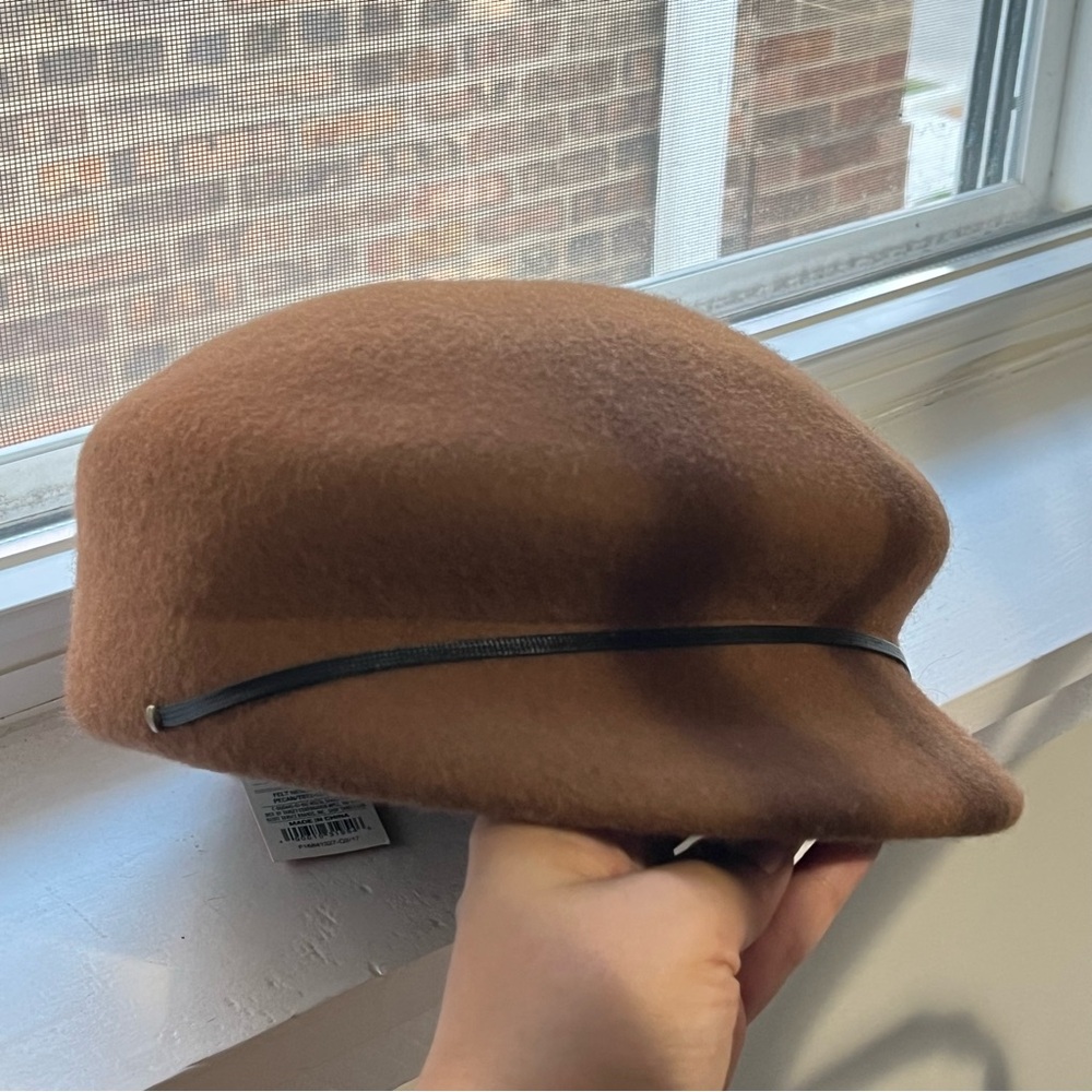 Target - wool newsgirl cap